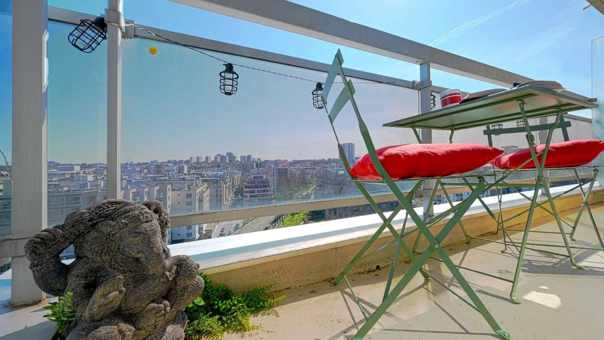 Appartement Ensoleille Canal Ourcq Paris 0*,  France