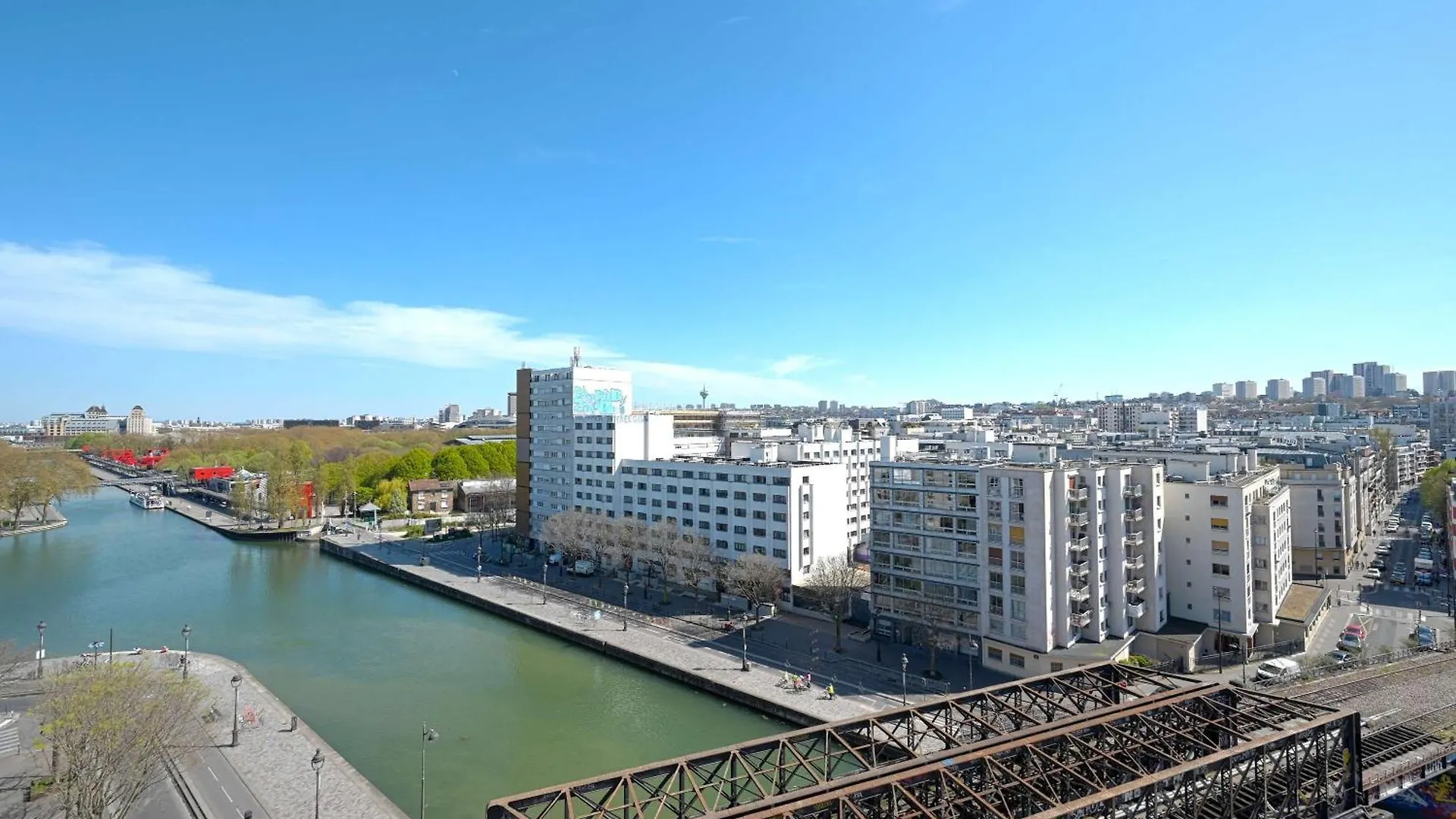 Appartement Ensoleille Canal Ourcq location